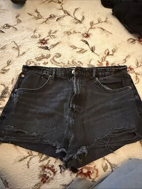 Zara High-Rise Black Distressed Denim Shorts